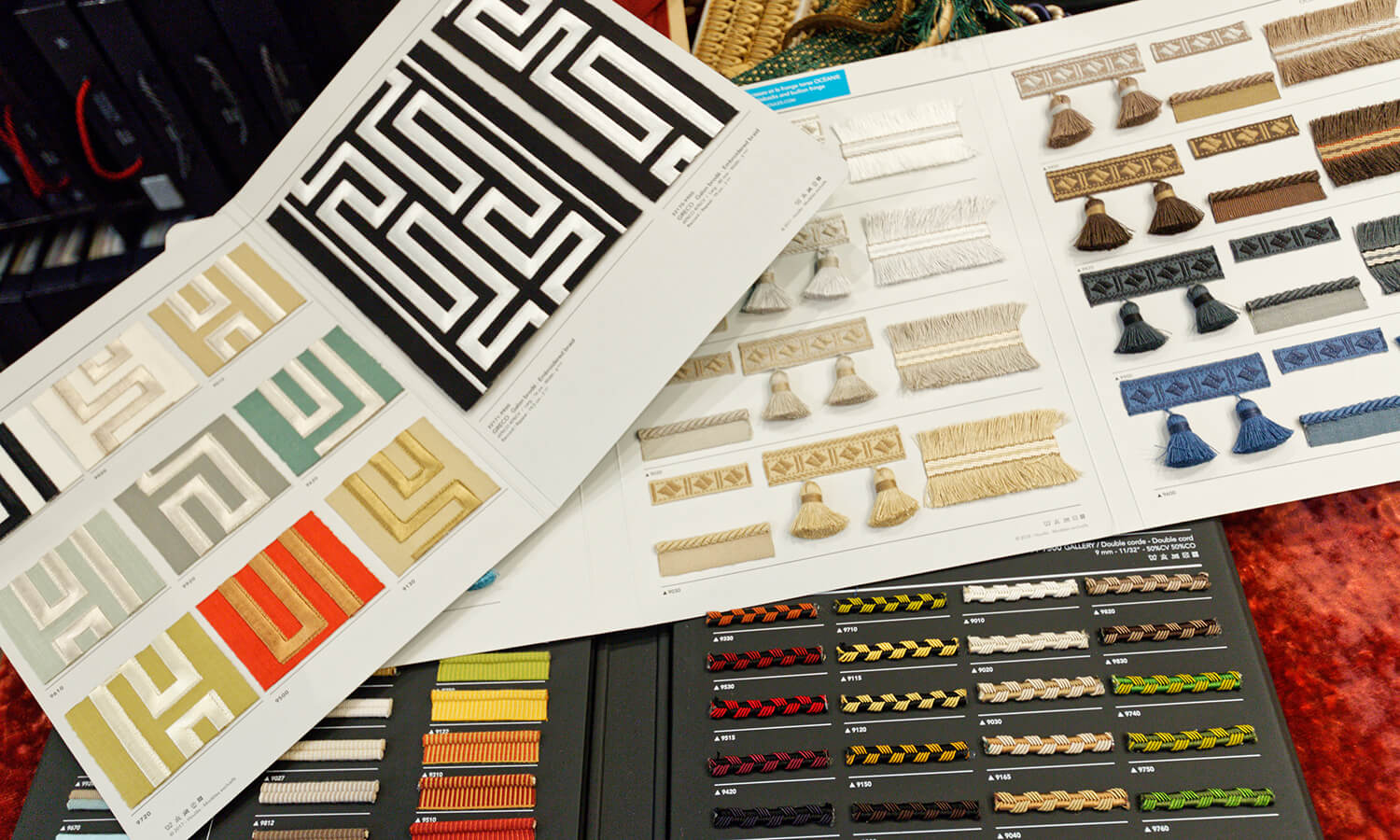 Übersichtsbild moderne Posamente